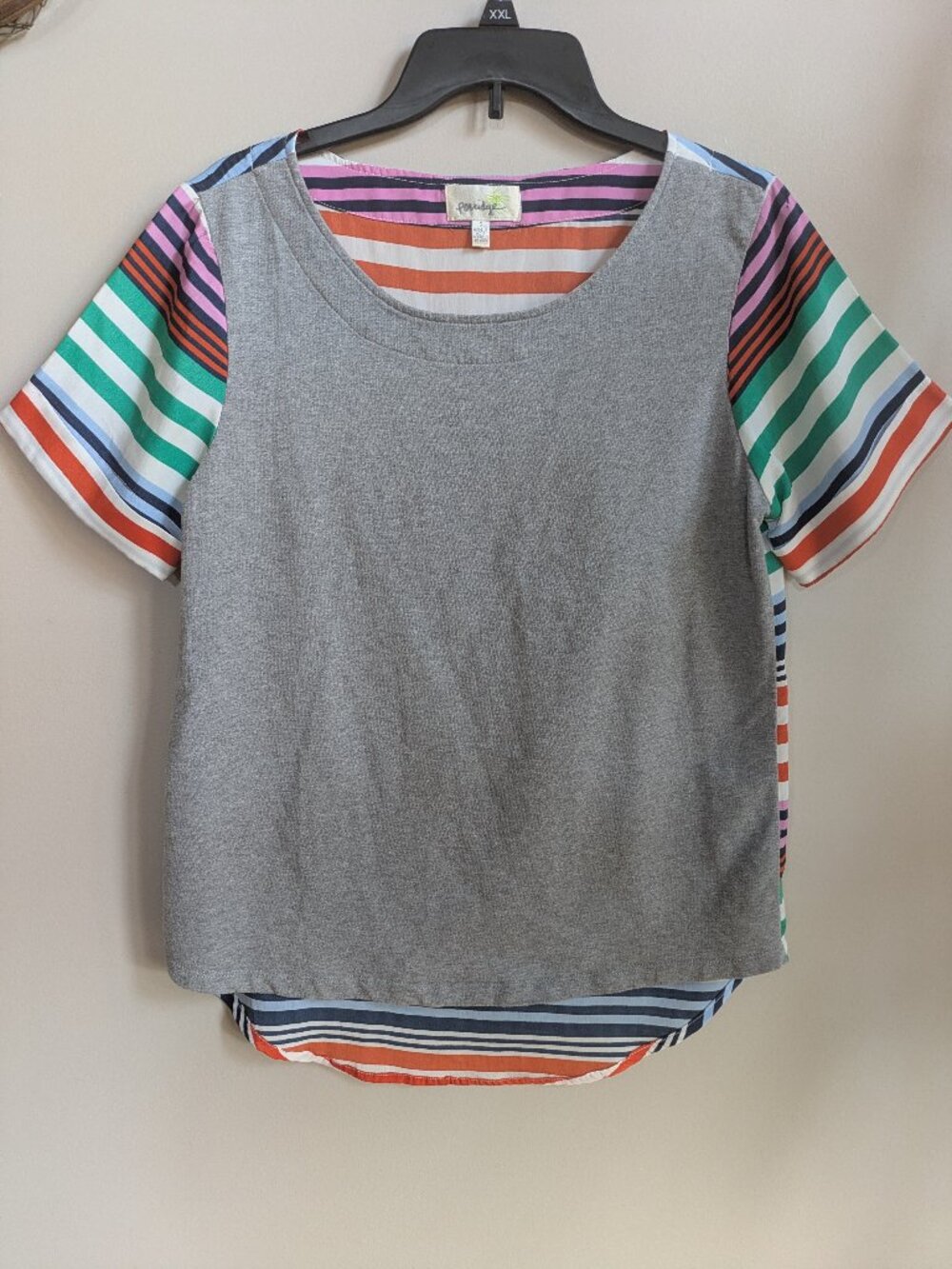 porridge short sleeve tee gray front multicolored back women size S #486